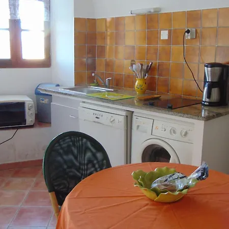 Maison De Charme A Avec Equipements Modernes