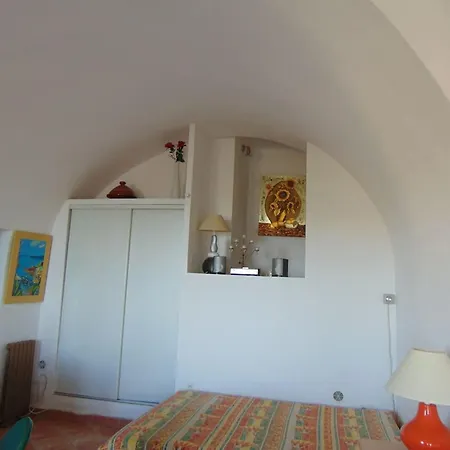 Maison De Charme A Avec Equipements Modernes *